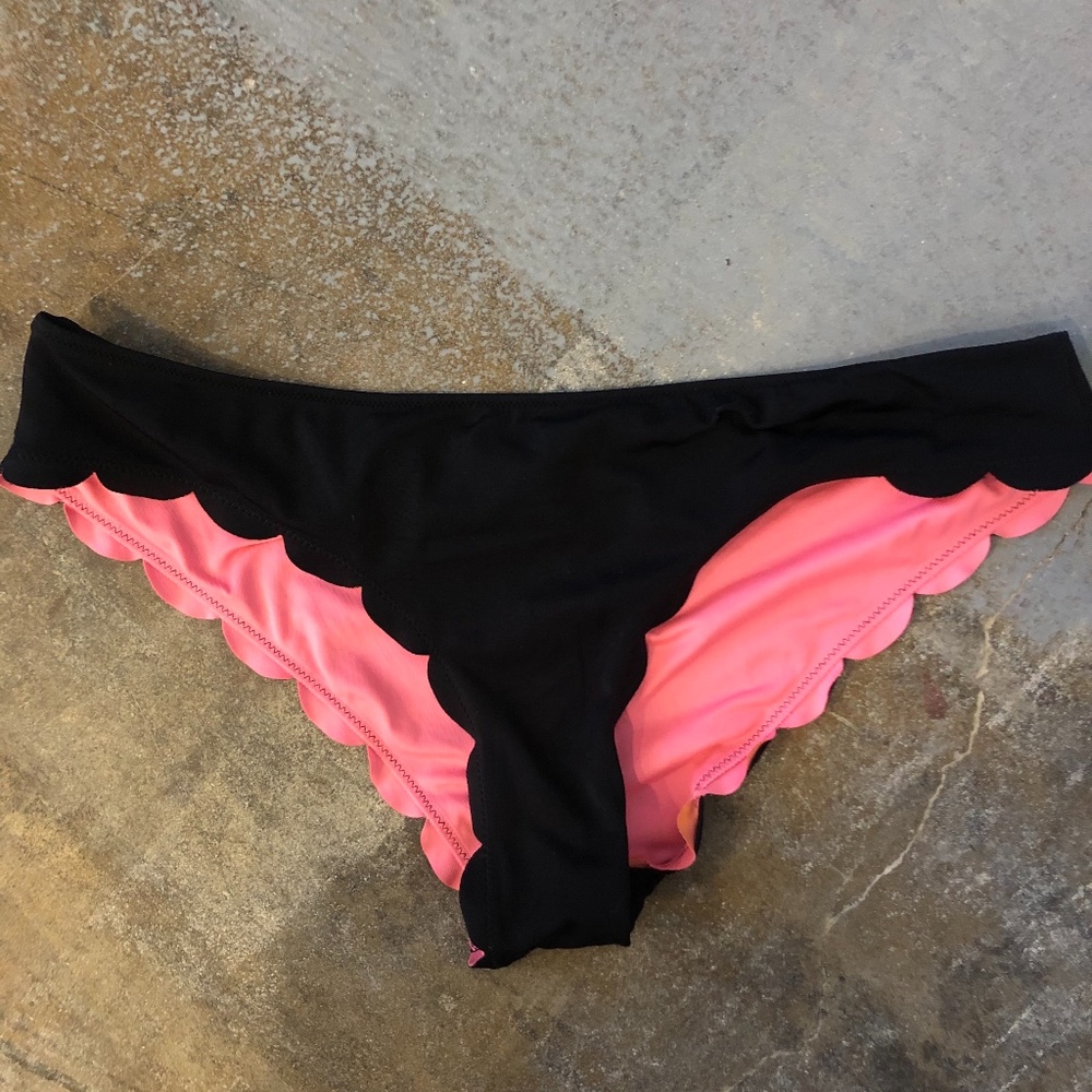 VICTORIA'S SECRET Ruffle Hipster Swim Bottom